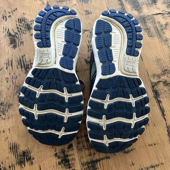 Brooks Running - Women’s Ghost 12 - Picture 5 of 6